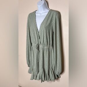 Long Sleeve Romper M